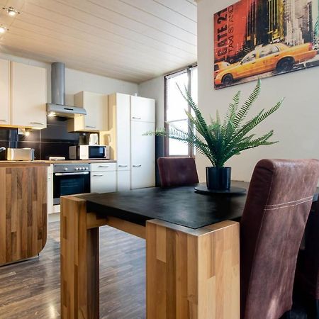 Brooklyn Proche De La Gare Apartment Annecy Bagian luar foto
