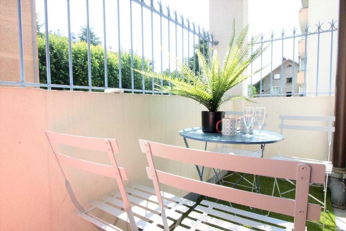 Brooklyn Proche De La Gare Apartment Annecy Bagian luar foto
